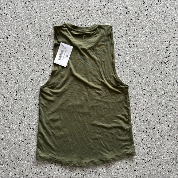 ZYIA Olive Green Kettlebell Graphic Active Tank - Picture 5 of 5
